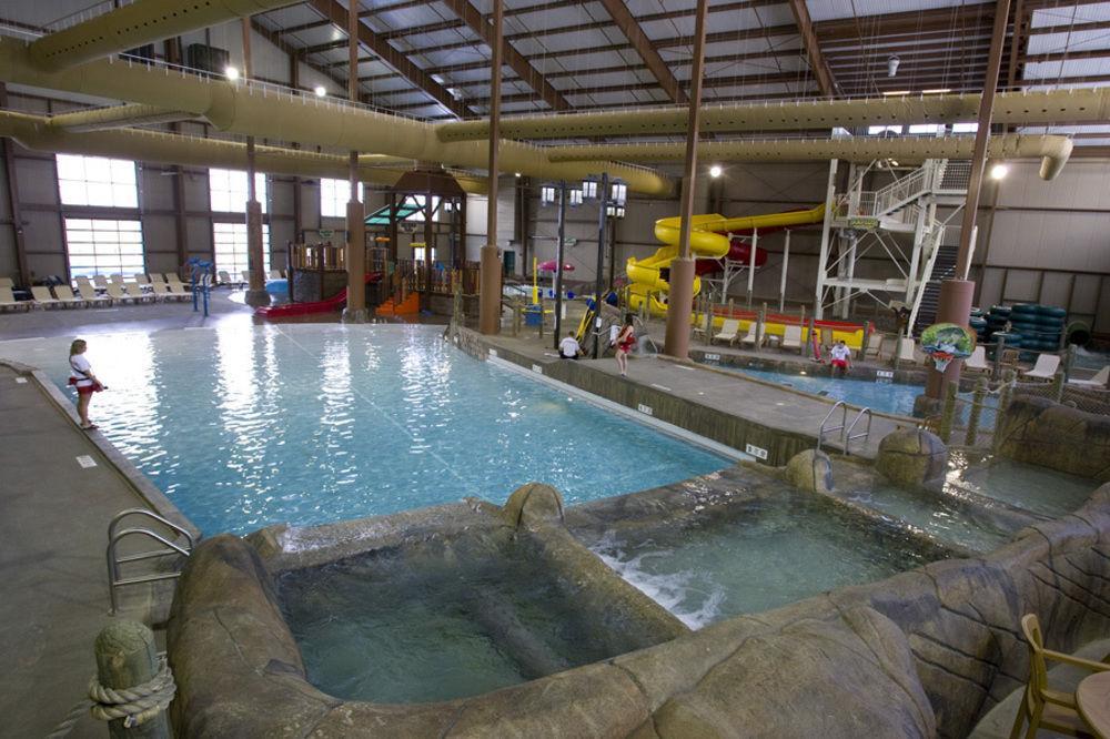 קורטלנד Hope Lake Lodge & Indoor Waterpark מראה חיצוני תמונה