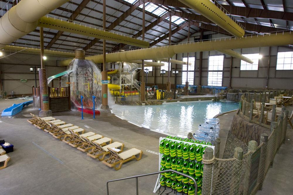 קורטלנד Hope Lake Lodge & Indoor Waterpark מראה חיצוני תמונה