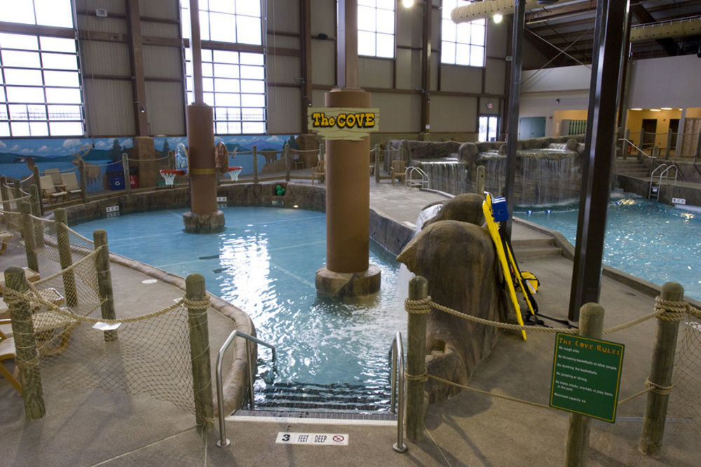 קורטלנד Hope Lake Lodge & Indoor Waterpark מראה חיצוני תמונה