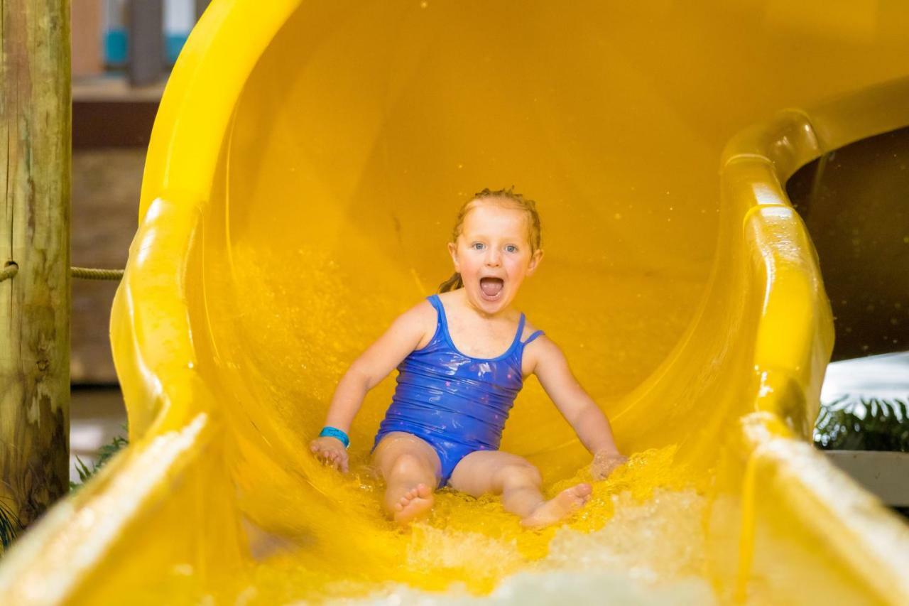 קורטלנד Hope Lake Lodge & Indoor Waterpark מראה חיצוני תמונה